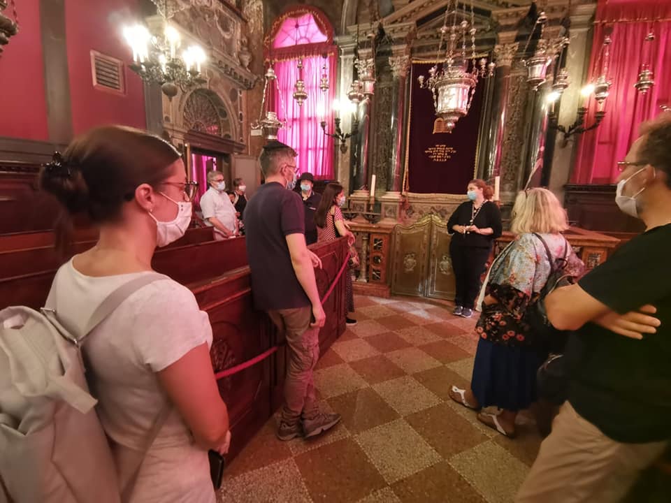 Ospiti a Venezia in sinagoga 